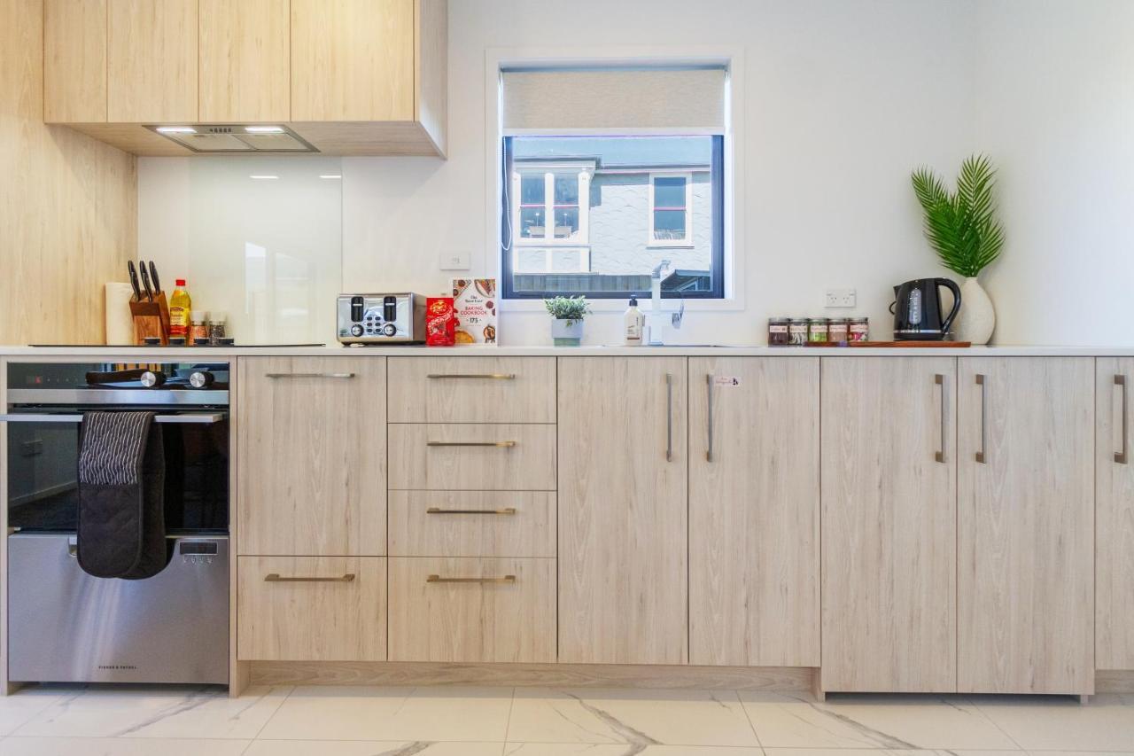Beachside Bliss: 1 Bed 1 Bath كريستتشيرش المظهر الخارجي الصورة