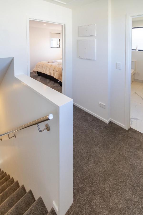 Beachside Bliss: 1 Bed 1 Bath كريستتشيرش المظهر الخارجي الصورة